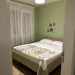 Rezidenca Kalter Durres * גולם