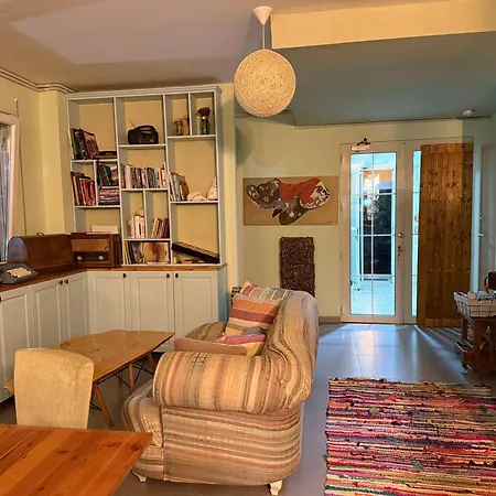 ريزيدنسا كالتير دراس