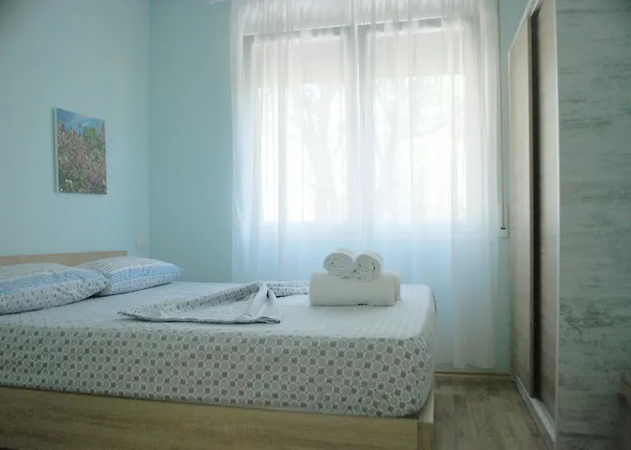 Rezidenca Kalter Durres ゴーレム